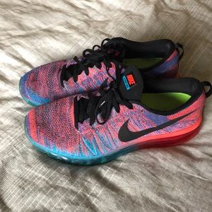 Nike AirMax flyknit